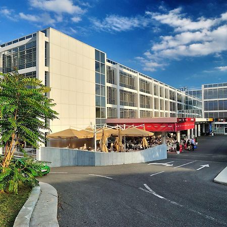 Hotel Rebro Zagreb Exterior foto