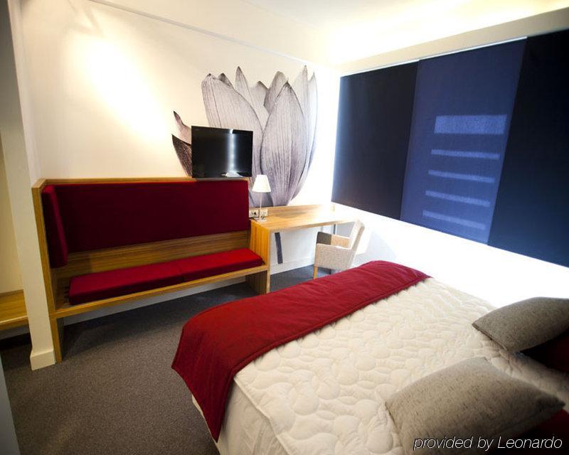 Hotel Rebro Zagreb Zimmer foto