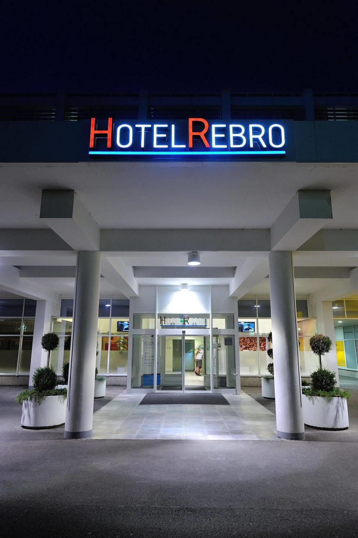 Hotel Rebro Zagreb Exterior foto