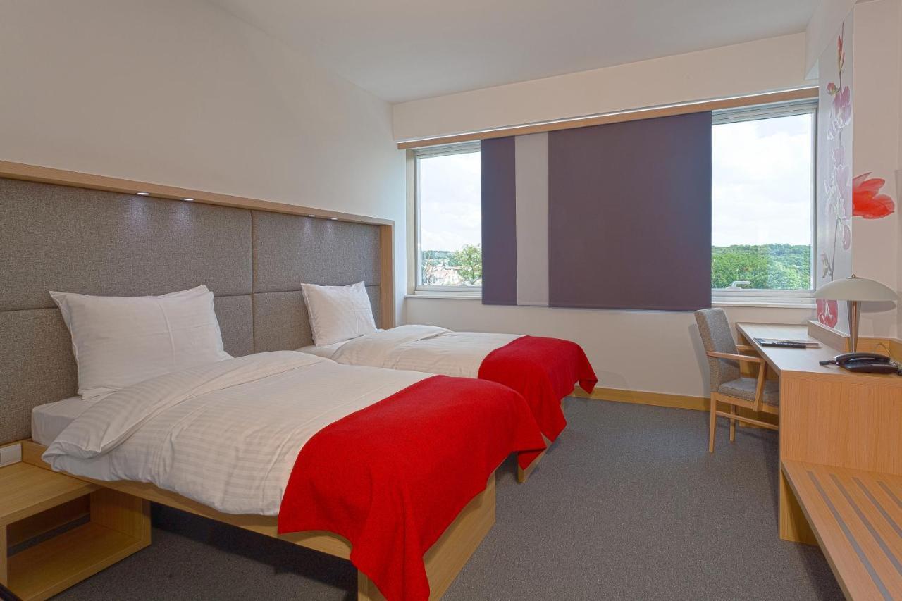 Hotel Rebro Zagreb Zimmer foto